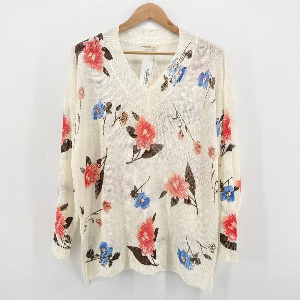 NWT ANDTHEWHY Floral Oversized Fit V-Neck Sweater Cream Multicolor Size M/L